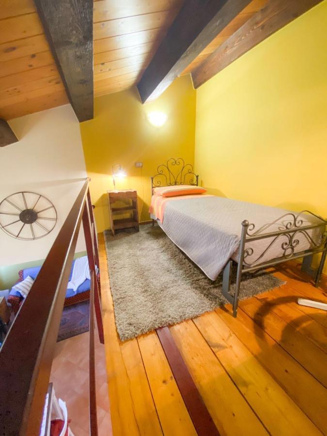 Ca' Tomassino Holiday Apartments Urbino Eksteriør bilde