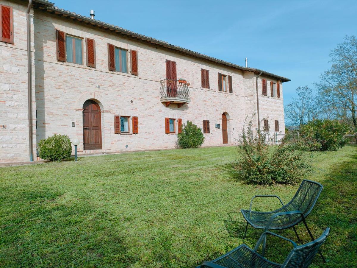 Ca' Tomassino Holiday Apartments Urbino Eksteriør bilde