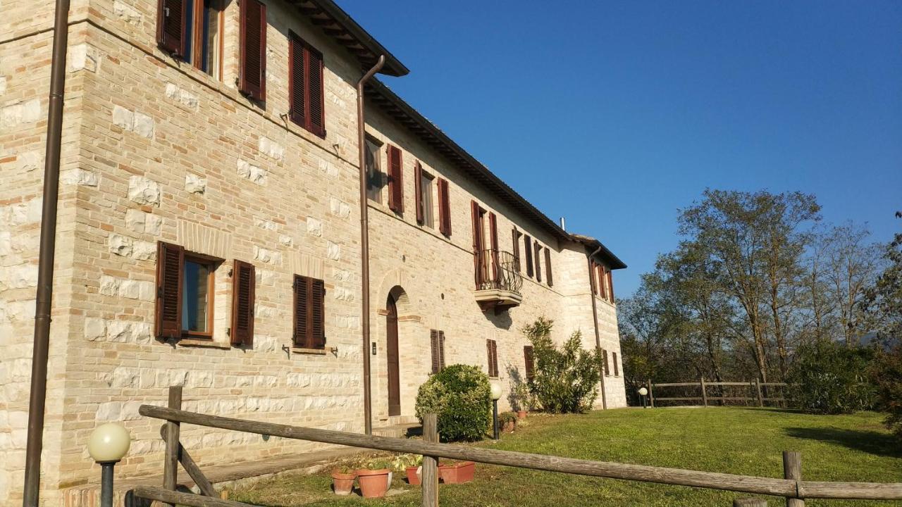 Ca' Tomassino Holiday Apartments Urbino Eksteriør bilde