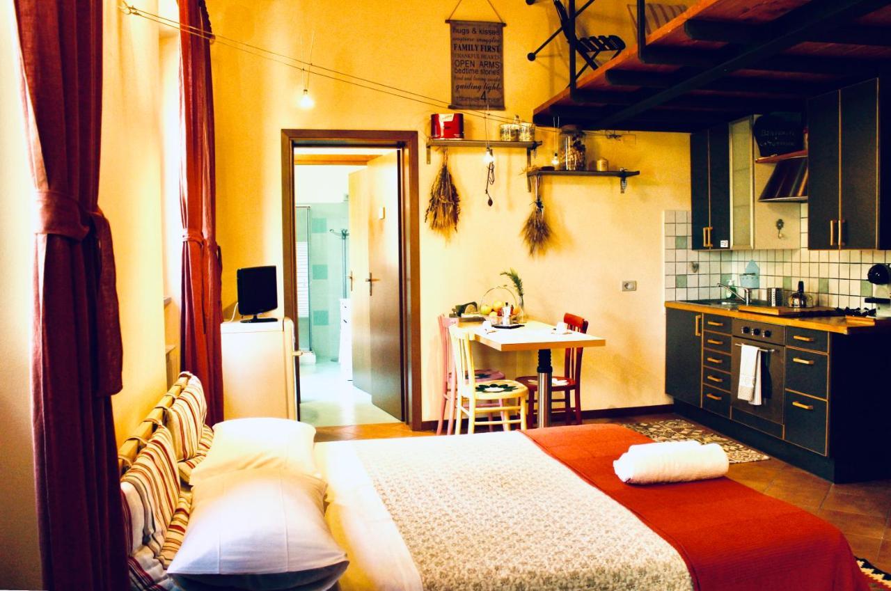 Ca' Tomassino Holiday Apartments Urbino Eksteriør bilde